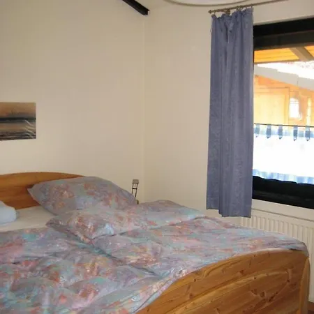 Holiday home Nettes In Grosswuerden Mit Garten
