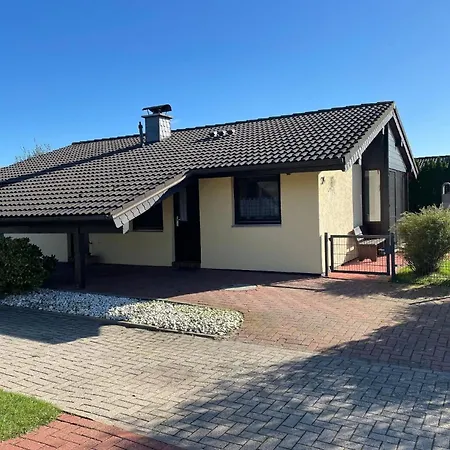 Holiday home Nettes In Grosswuerden Mit Garten